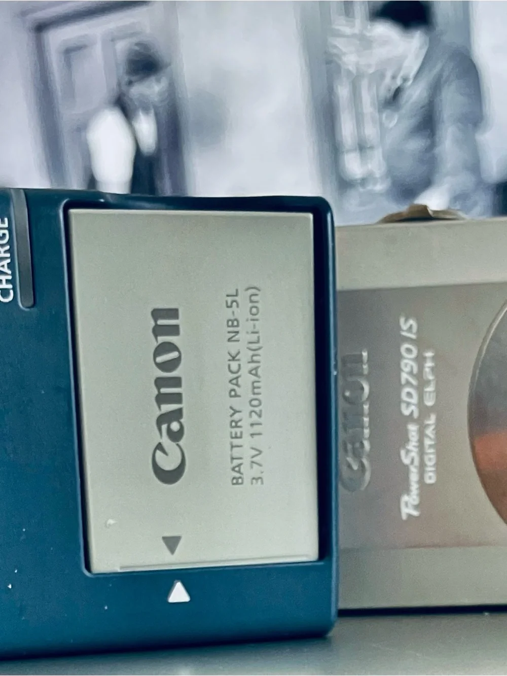 Canon SD790 IS Digital ELPH 10.0MP Cam – 2x Batteries & Charger – FULLY TESTED